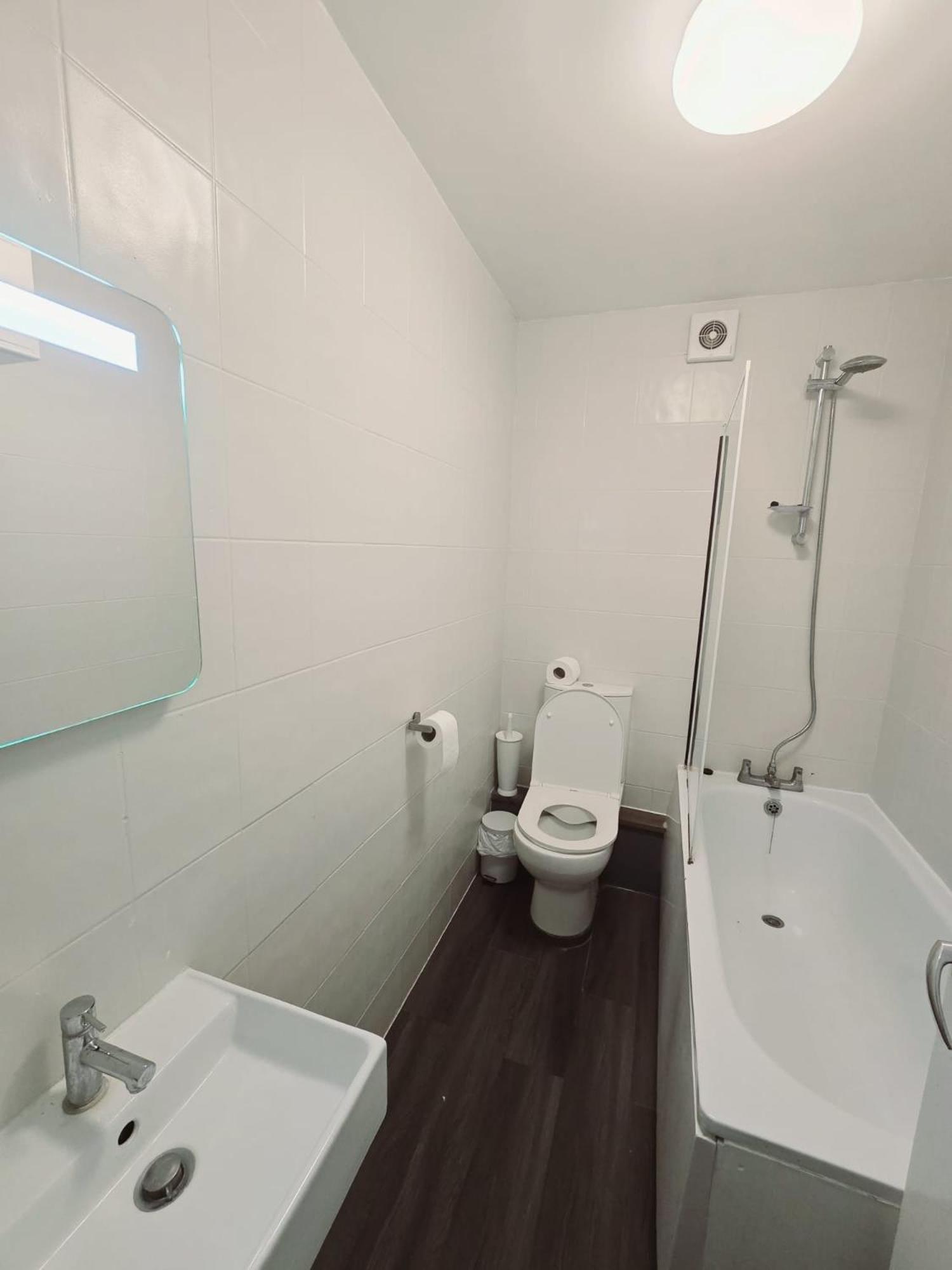 Kingswood Hotel Maidenhead Bagian luar foto